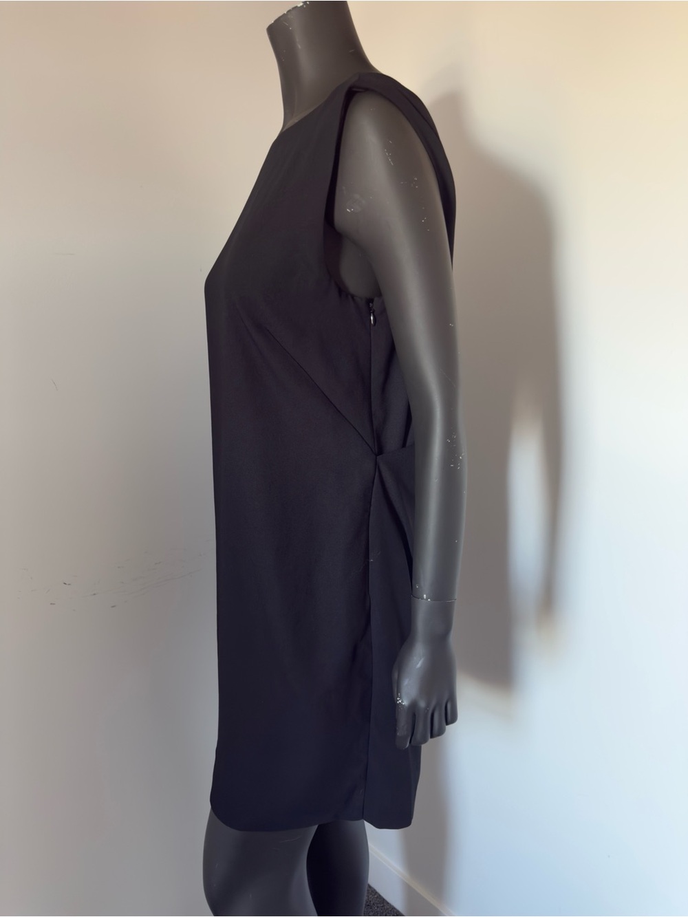 387. Banana Republic NWT Black Open Back Drape Sheath Dress Size 14 - Picture 5 of 8